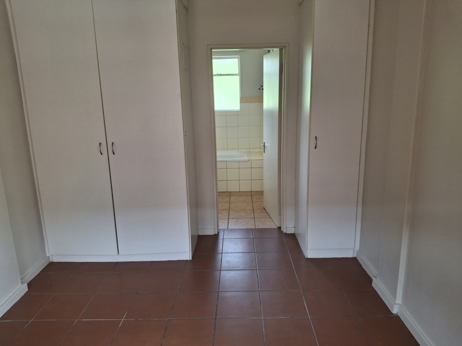 2 Bedroom Property for Sale in Die Wilgers Gauteng