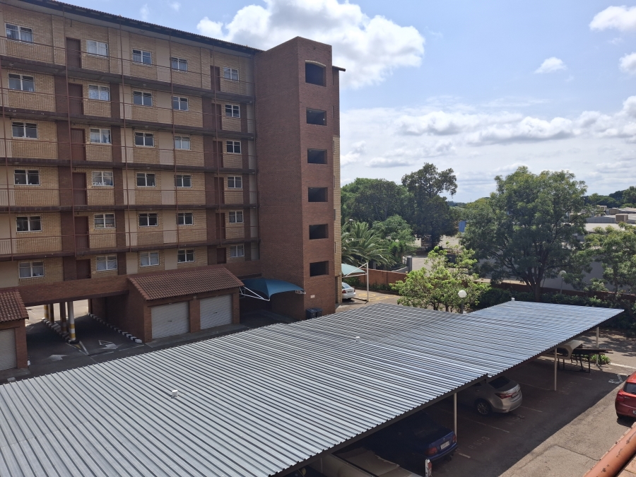 2 Bedroom Property for Sale in Die Wilgers Gauteng