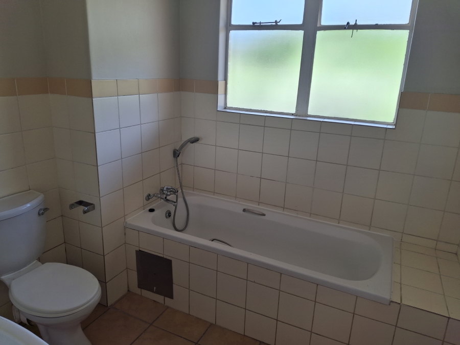 2 Bedroom Property for Sale in Die Wilgers Gauteng