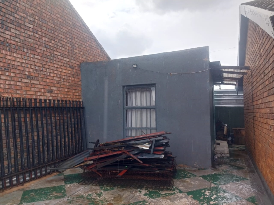 2 Bedroom Property for Sale in Soshanguve XX Gauteng