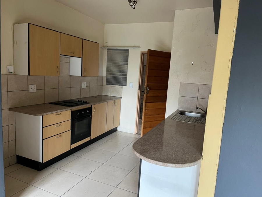 To Let 2 Bedroom Property for Rent in Milpark Gauteng