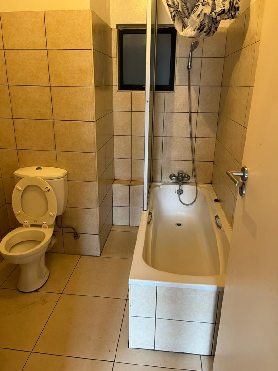 To Let 2 Bedroom Property for Rent in Milpark Gauteng