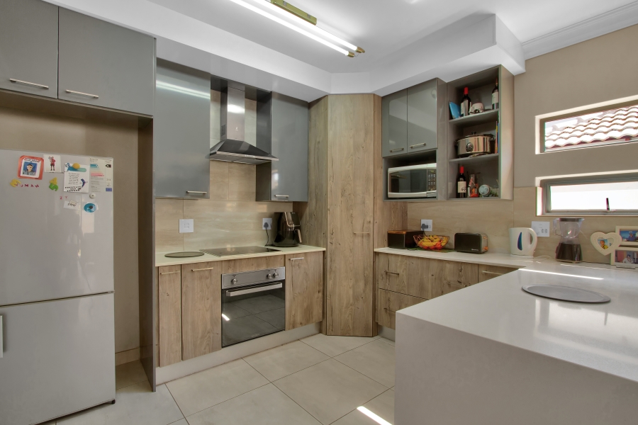 To Let 3 Bedroom Property for Rent in Equestria Gauteng