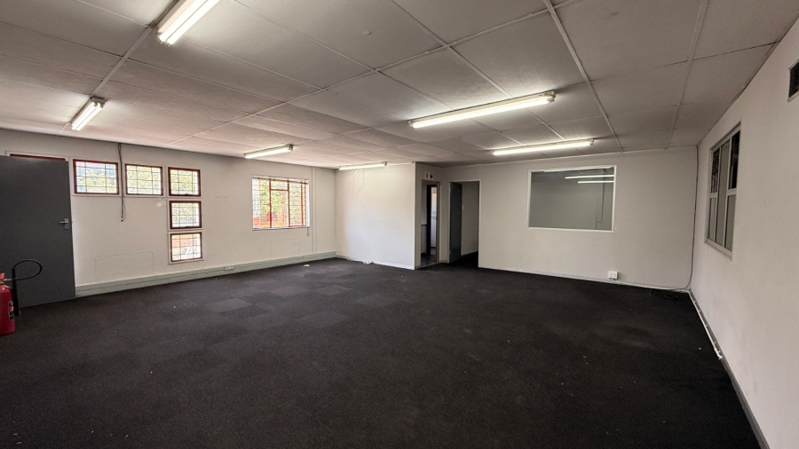 To Let commercial Property for Rent in Kosmosdal Gauteng
