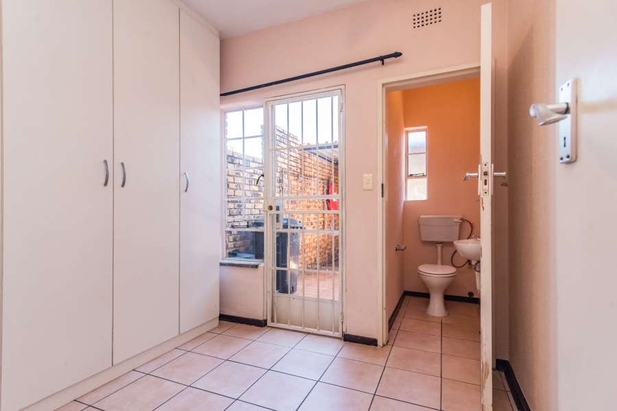 3 Bedroom Property for Sale in Fairland Gauteng