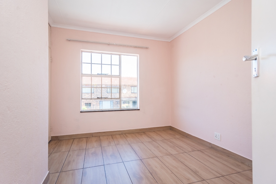 3 Bedroom Property for Sale in Fairland Gauteng