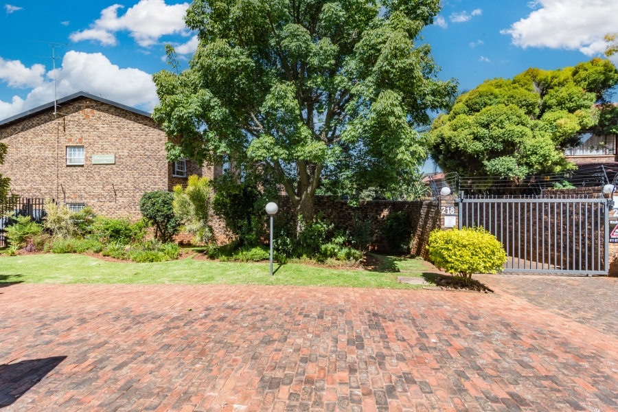 3 Bedroom Property for Sale in Fairland Gauteng