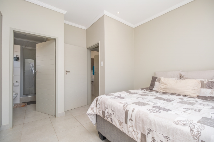 3 Bedroom Property for Sale in Nietgedacht Gauteng