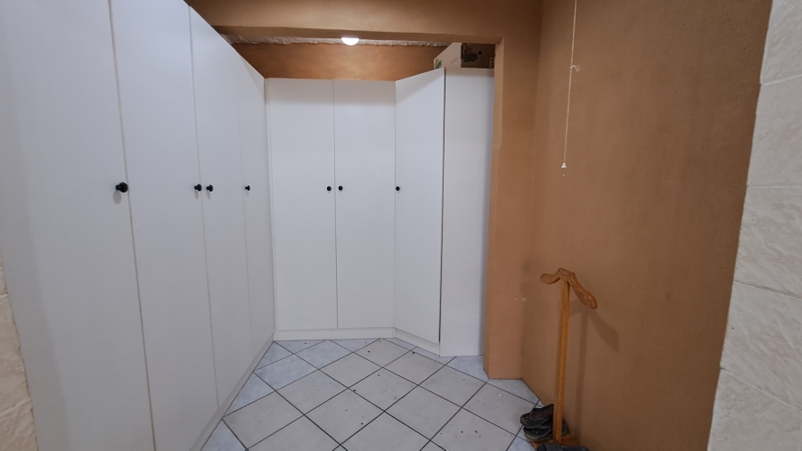 4 Bedroom Property for Sale in Vischkuil Gauteng