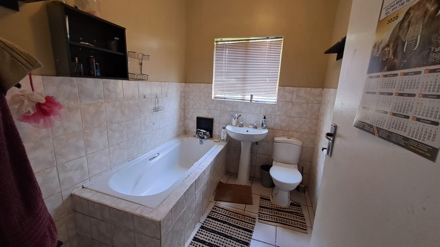 4 Bedroom Property for Sale in Vischkuil Gauteng