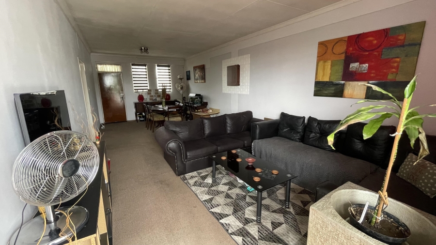 2 Bedroom Property for Sale in Kew Gauteng