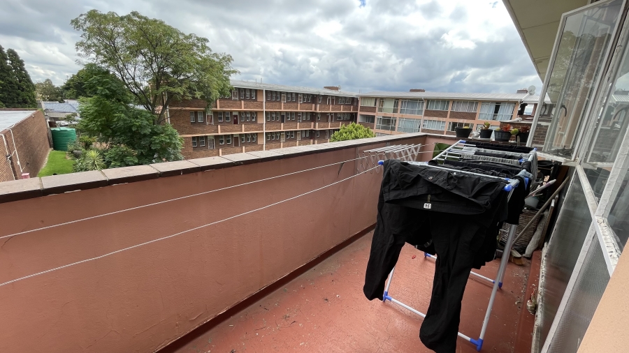 2 Bedroom Property for Sale in Kew Gauteng