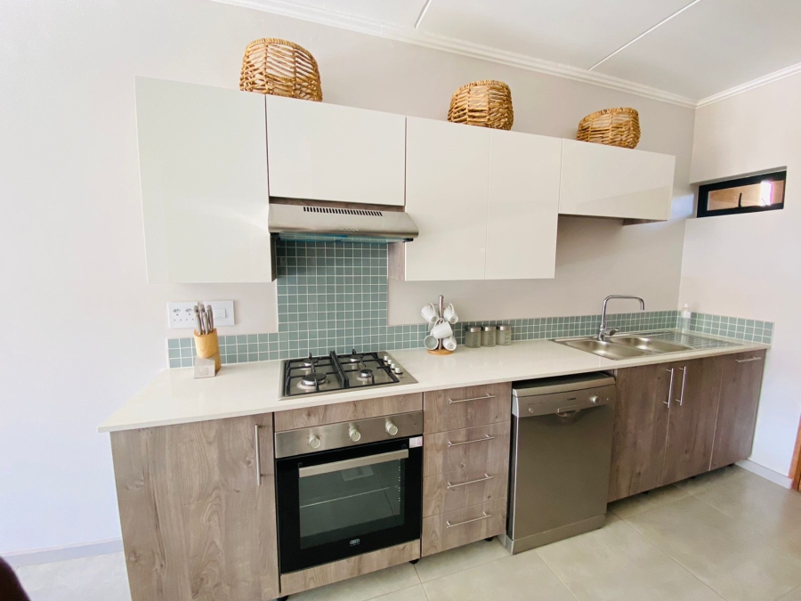 2 Bedroom Property for Sale in Glen Marais Gauteng