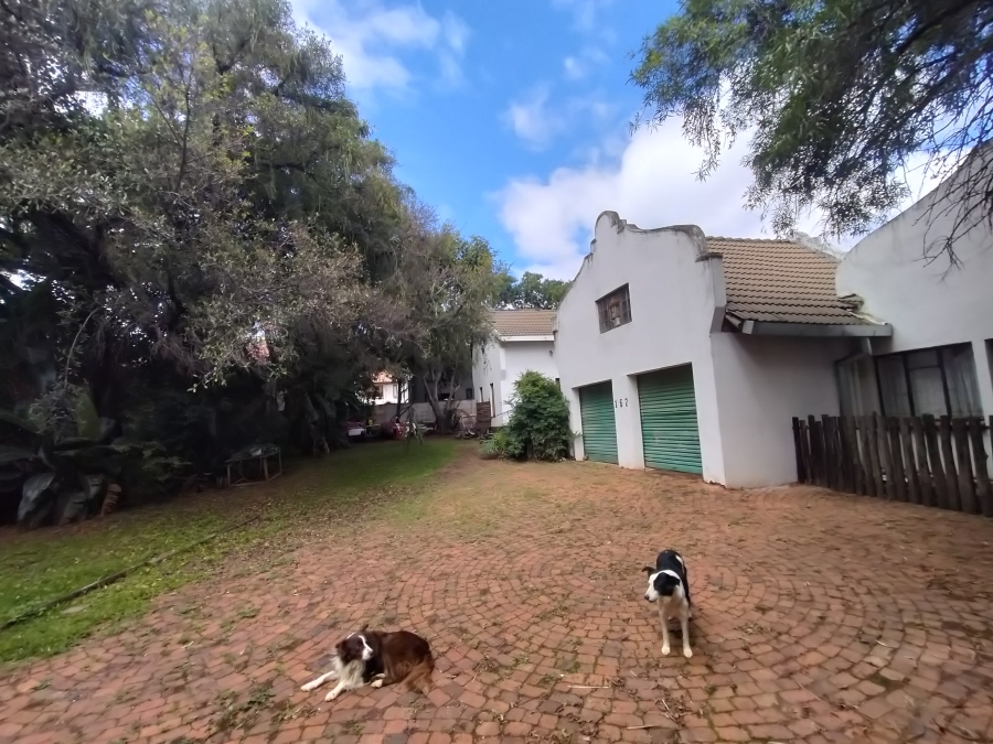 13 Bedroom Property for Sale in Pretoria North Gauteng