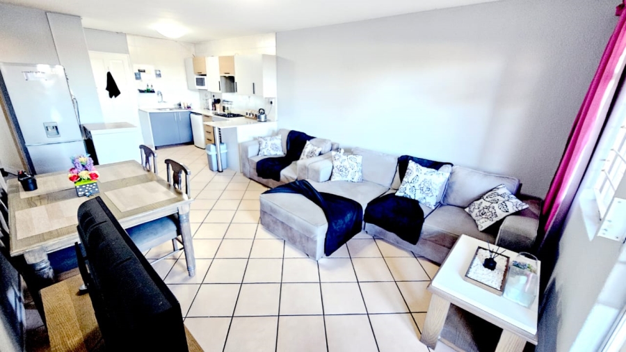 To Let 3 Bedroom Property for Rent in Florentia Gauteng