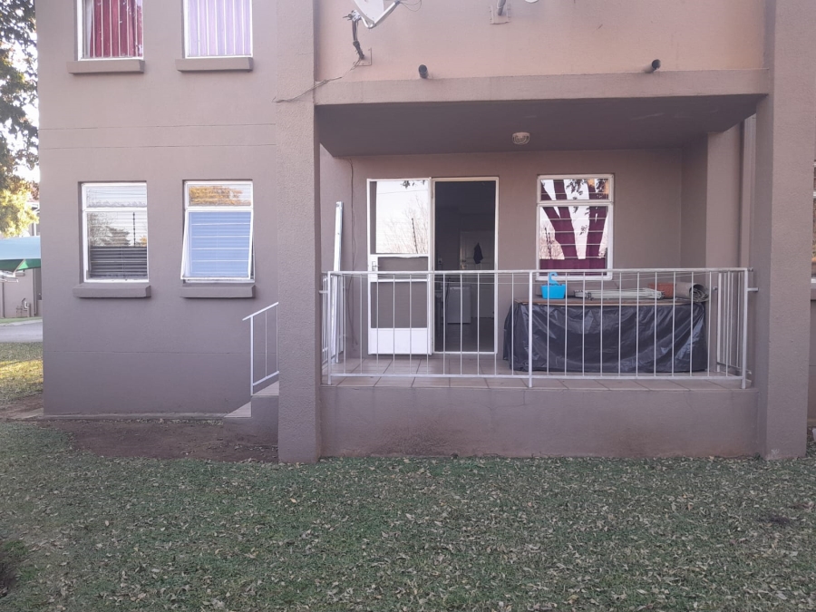 To Let 3 Bedroom Property for Rent in Florentia Gauteng