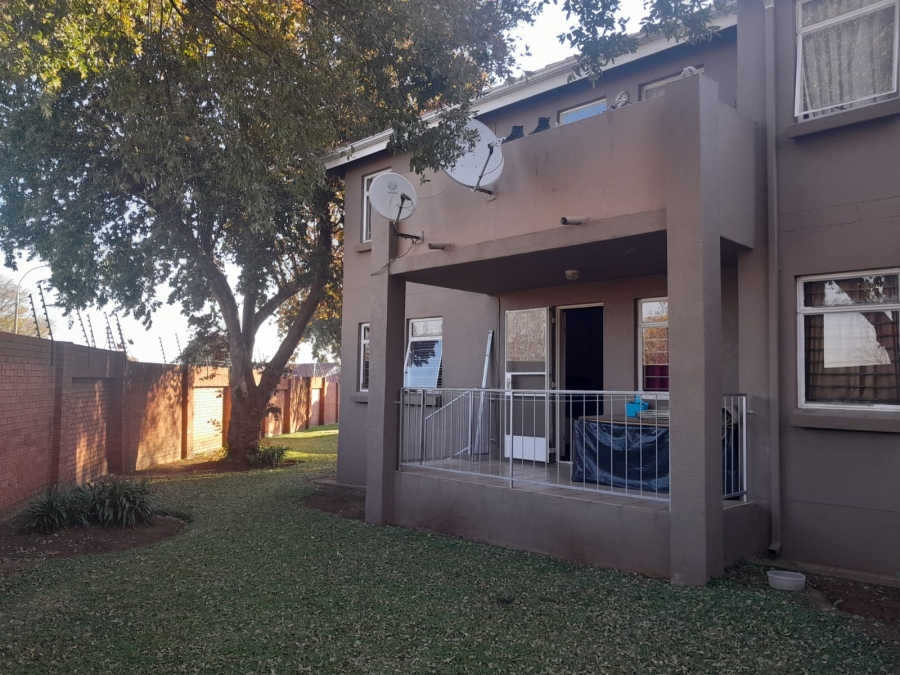 To Let 3 Bedroom Property for Rent in Florentia Gauteng