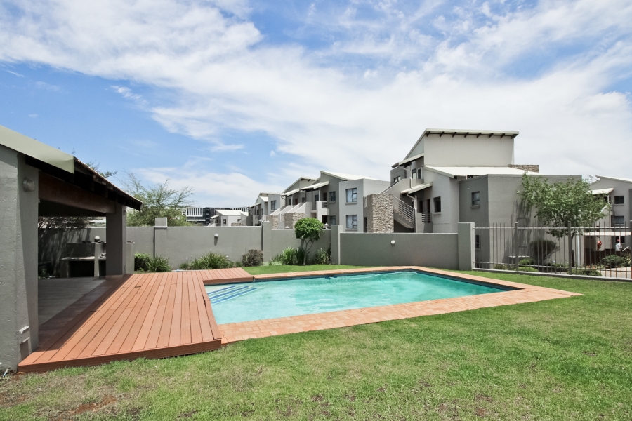 To Let 2 Bedroom Property for Rent in Greenstone Hill Gauteng