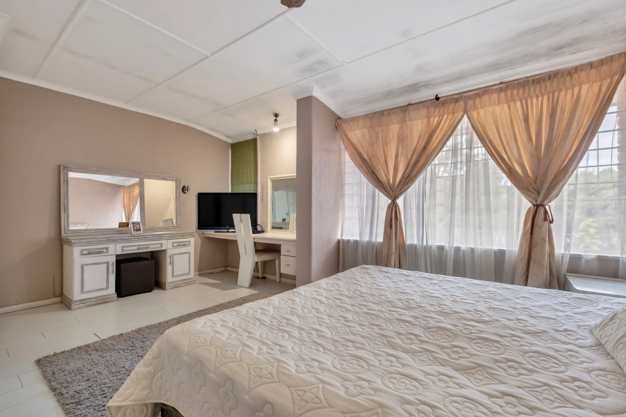 2 Bedroom Property for Sale in Windsor West Gauteng