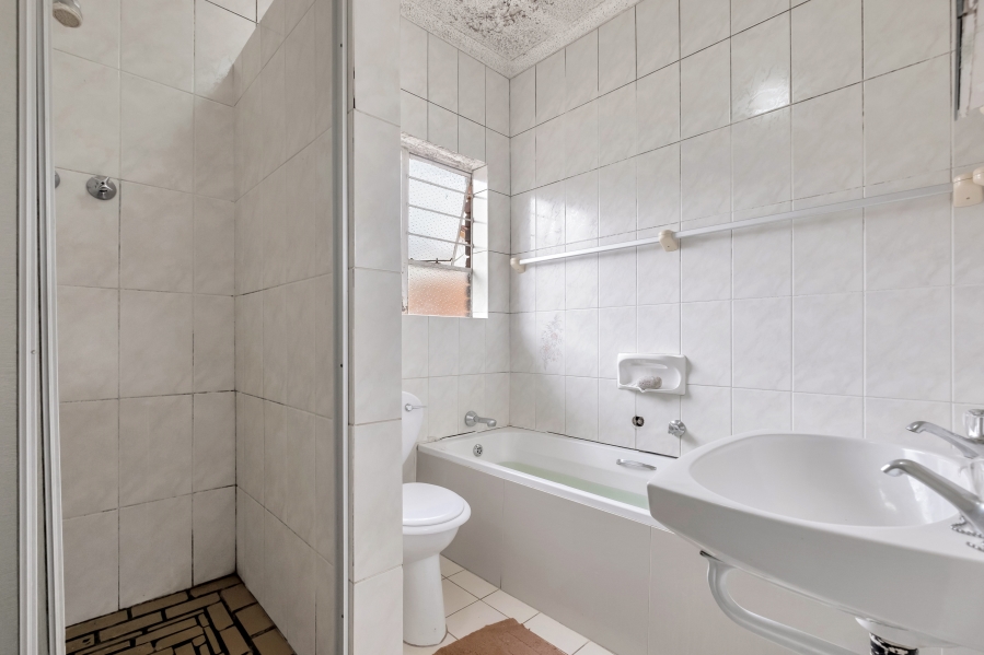 2 Bedroom Property for Sale in Windsor West Gauteng