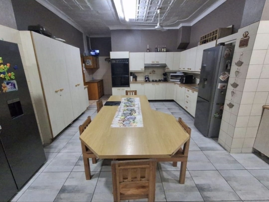 4 Bedroom Property for Sale in Brenthurst Gauteng