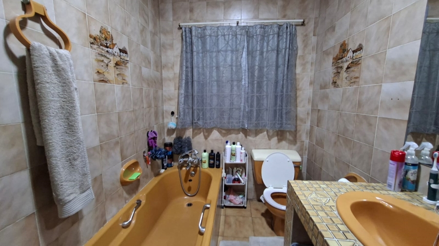 4 Bedroom Property for Sale in Dalview Gauteng