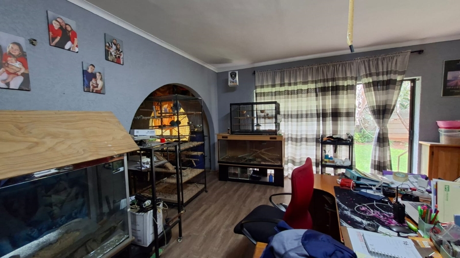 4 Bedroom Property for Sale in Dalview Gauteng