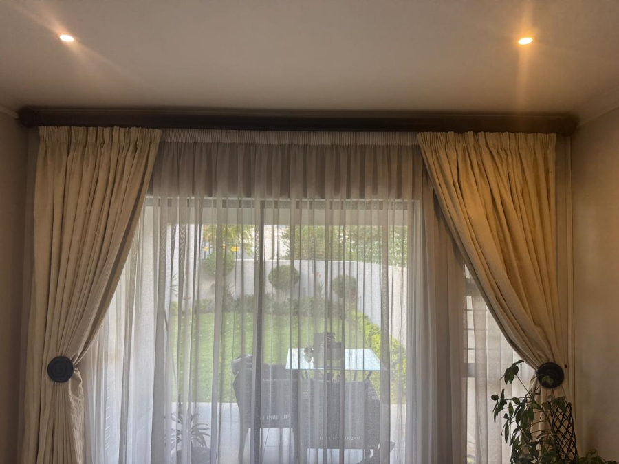 To Let 2 Bedroom Property for Rent in Morningside Gauteng