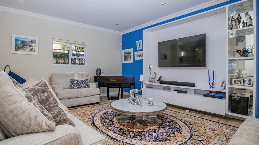 4 Bedroom Property for Sale in Rietvlei Heights Country Estate Gauteng