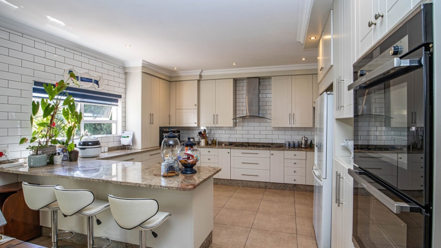 4 Bedroom Property for Sale in Rietvlei Heights Country Estate Gauteng