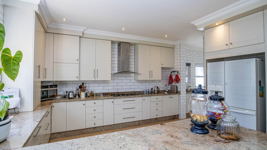 4 Bedroom Property for Sale in Rietvlei Heights Country Estate Gauteng