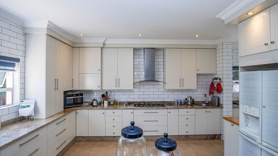 4 Bedroom Property for Sale in Rietvlei Heights Country Estate Gauteng