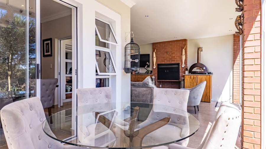 4 Bedroom Property for Sale in Rietvlei Heights Country Estate Gauteng