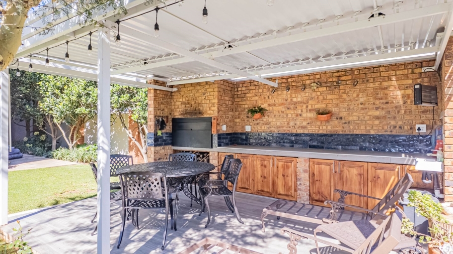 4 Bedroom Property for Sale in Rietvlei Heights Country Estate Gauteng