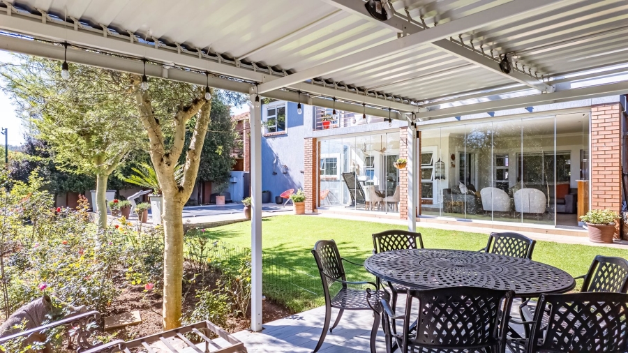 4 Bedroom Property for Sale in Rietvlei Heights Country Estate Gauteng