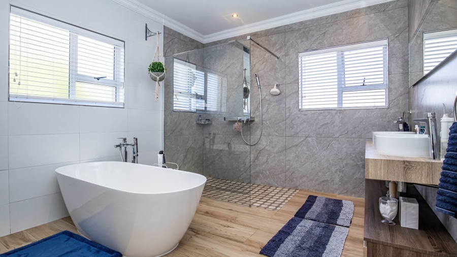 4 Bedroom Property for Sale in Rietvlei Heights Country Estate Gauteng