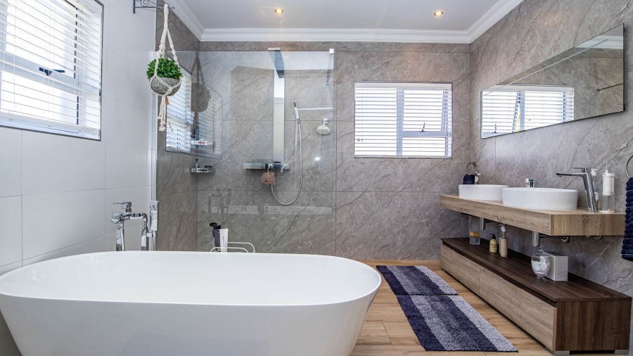 4 Bedroom Property for Sale in Rietvlei Heights Country Estate Gauteng