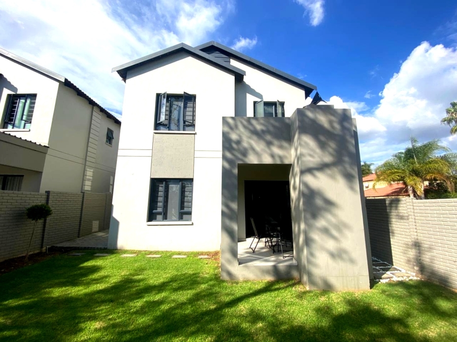 3 Bedroom Property for Sale in Fourways Gauteng