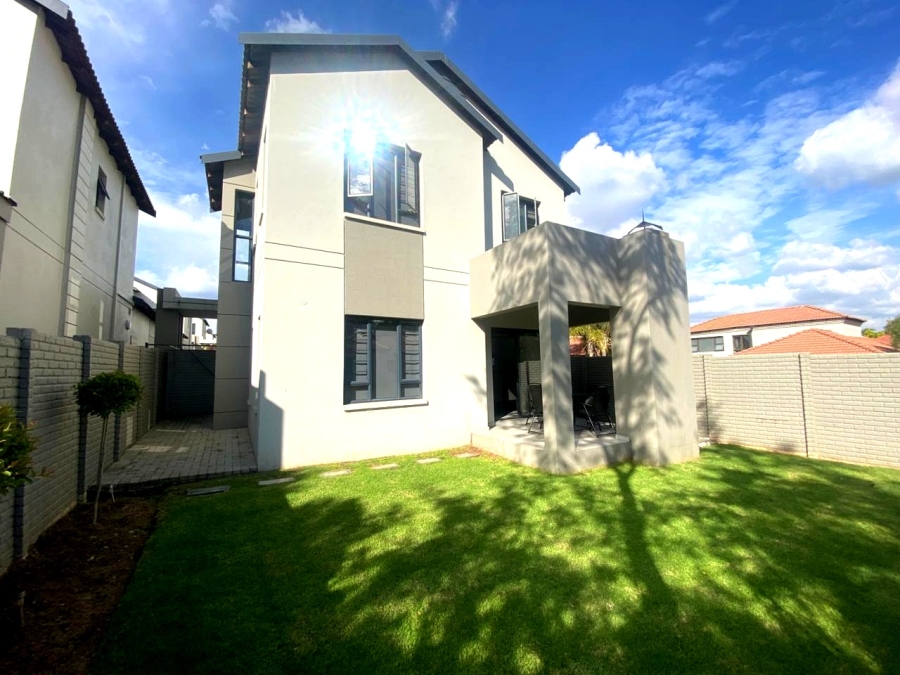 3 Bedroom Property for Sale in Fourways Gauteng