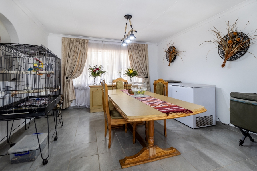 4 Bedroom Property for Sale in Pierre Van Ryneveld Gauteng