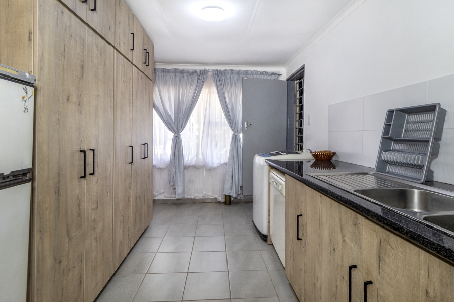 4 Bedroom Property for Sale in Pierre Van Ryneveld Gauteng