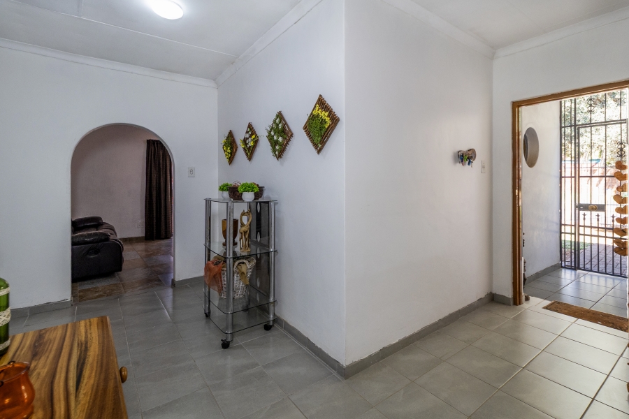 4 Bedroom Property for Sale in Pierre Van Ryneveld Gauteng