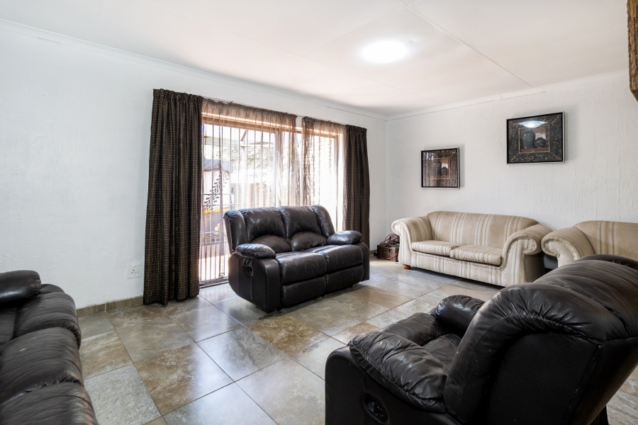 4 Bedroom Property for Sale in Pierre Van Ryneveld Gauteng