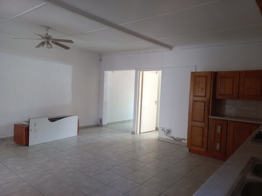 To Let 2 Bedroom Property for Rent in Edenvale Central Gauteng