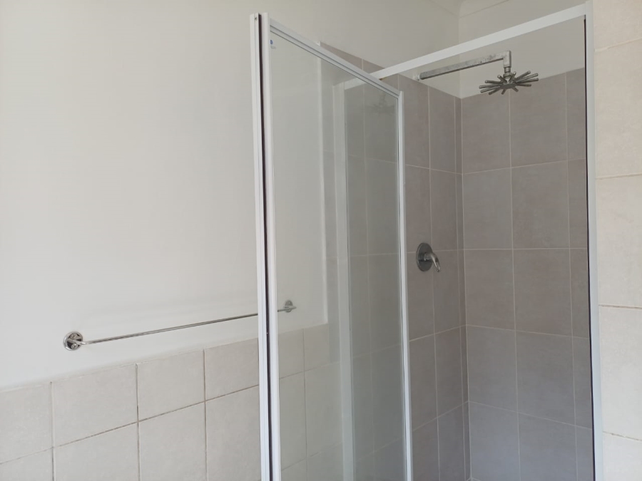 2 Bedroom Property for Sale in Edenvale Central Gauteng
