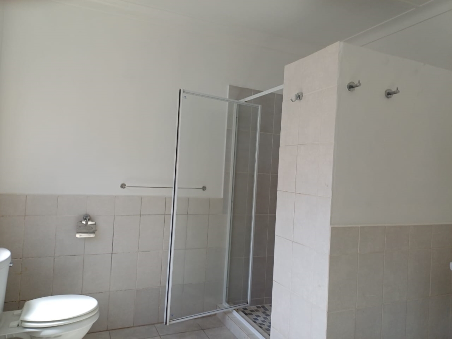 2 Bedroom Property for Sale in Edenvale Central Gauteng