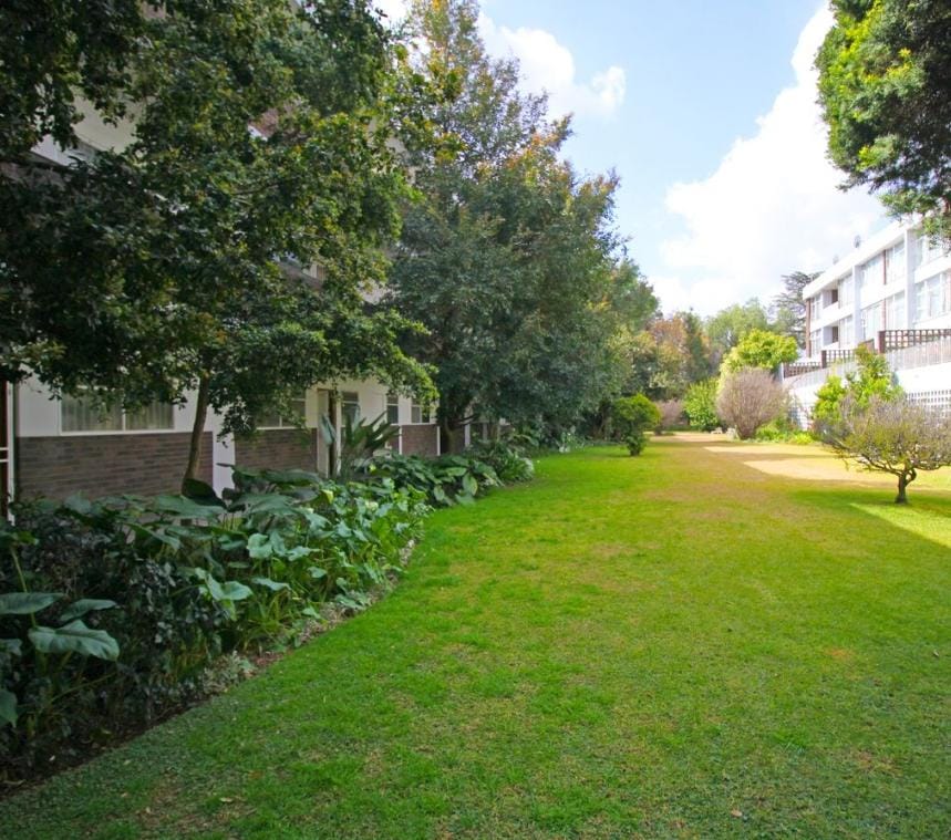 To Let 1 Bedroom Property for Rent in Orchards Gauteng