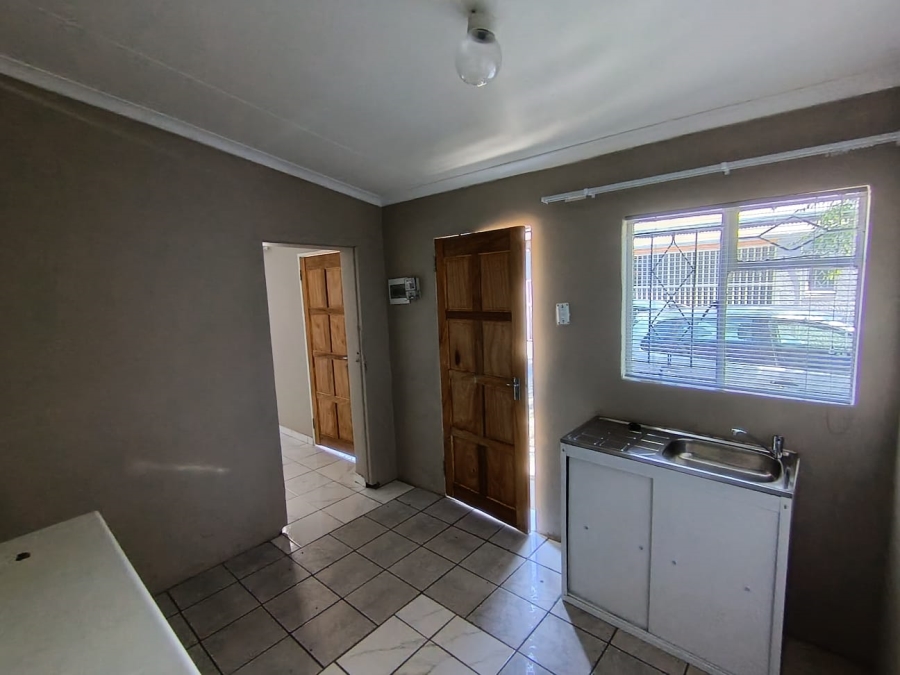 To Let 2 Bedroom Property for Rent in Benoni West Gauteng
