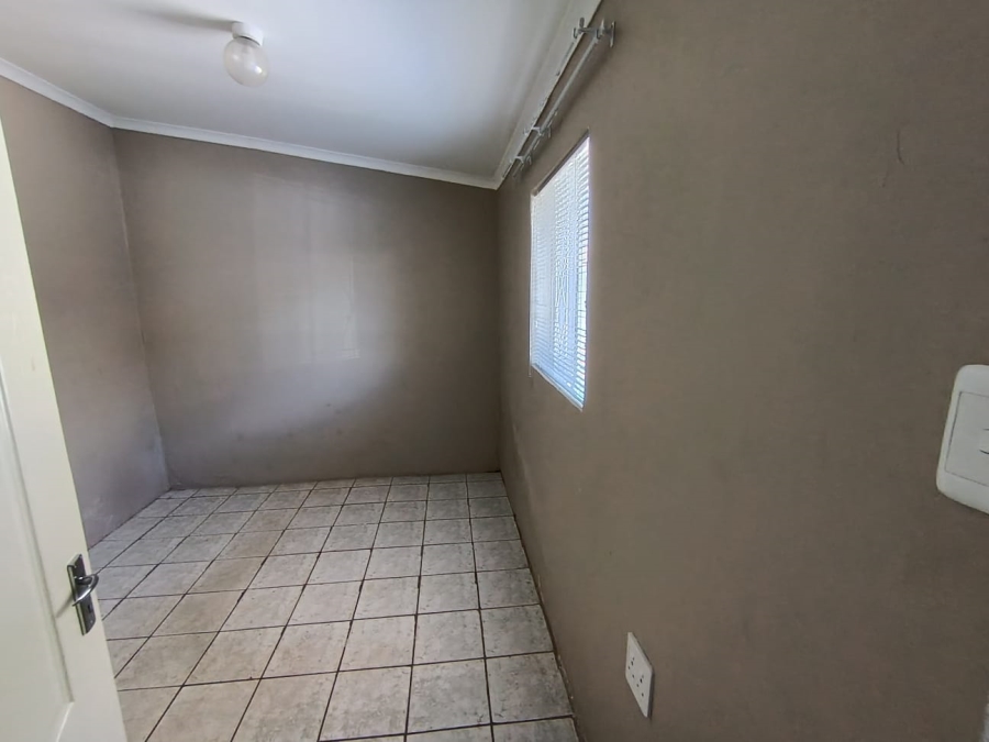 To Let 2 Bedroom Property for Rent in Benoni West Gauteng