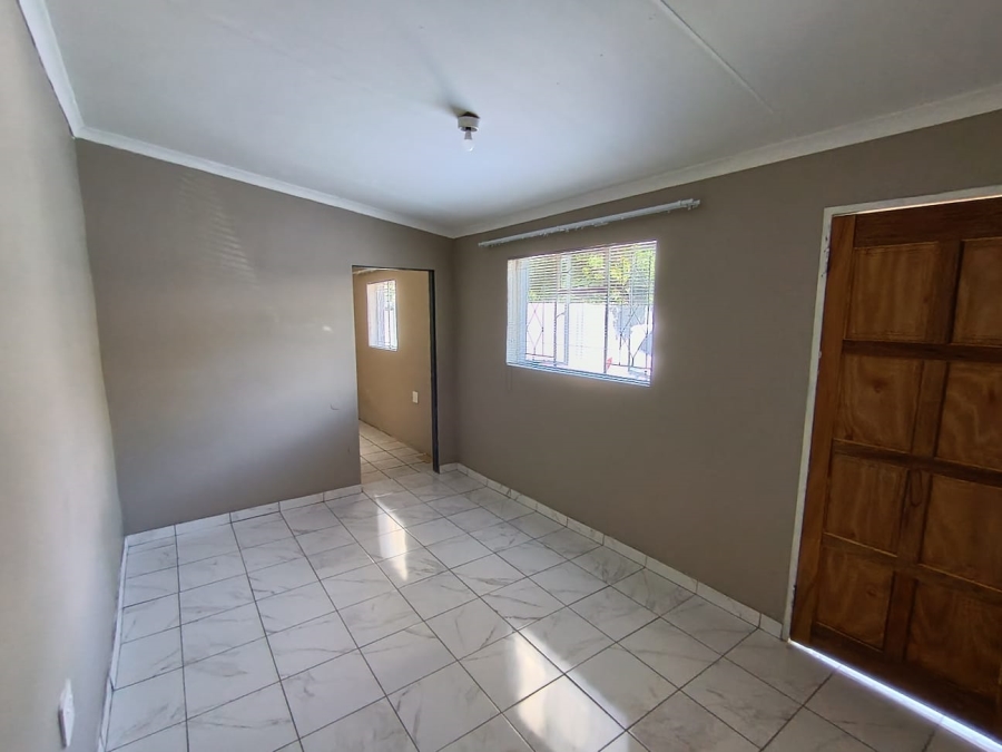 To Let 2 Bedroom Property for Rent in Benoni West Gauteng